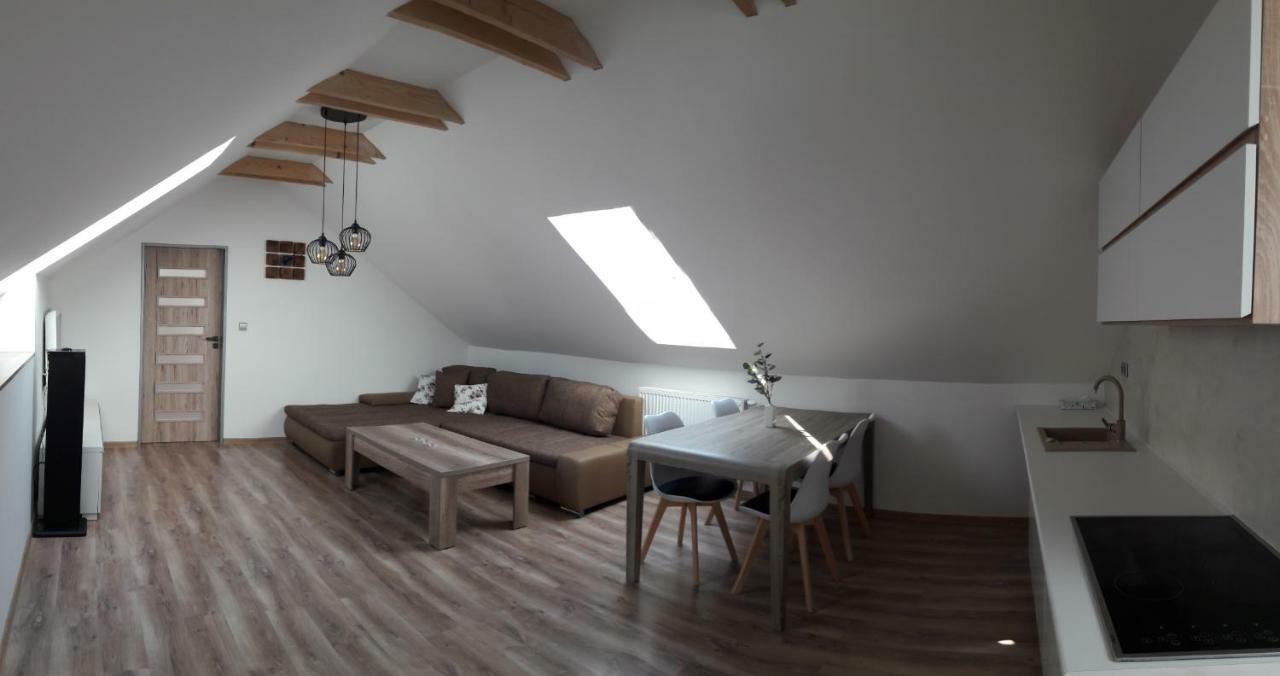 Apartman Za-Ka 1 Ubytovani Litovel Cervenka Eksteriør bilde