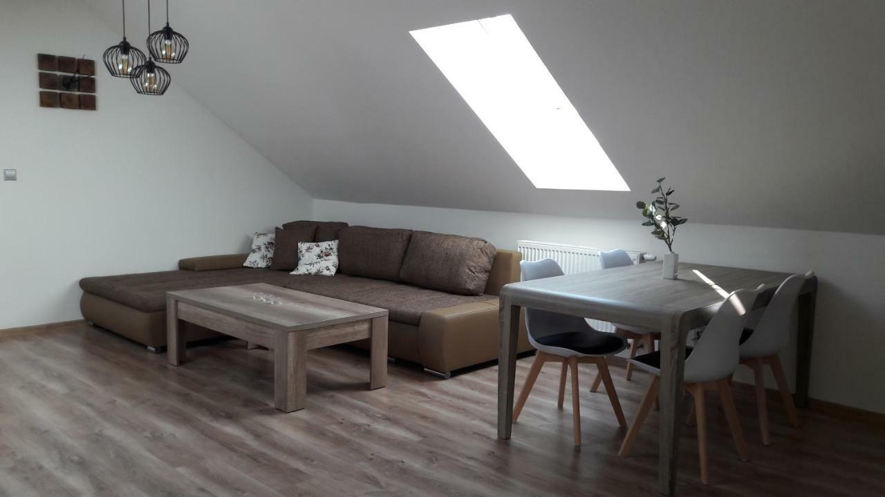 Apartman Za-Ka 1 Ubytovani Litovel Cervenka Eksteriør bilde
